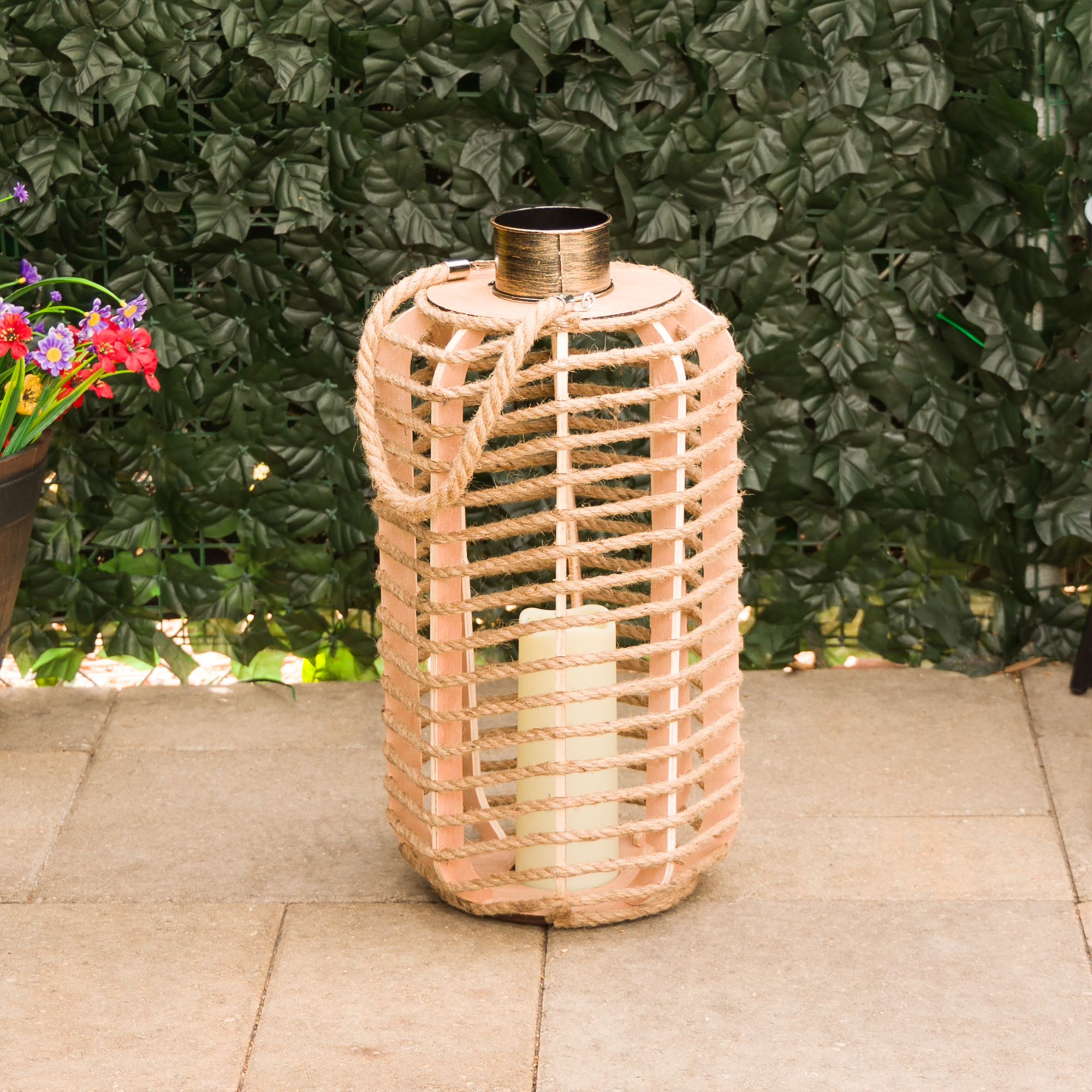 Alpine Corporation SKY392TM 21.25" Tall Hemp Rope Wooden Lantern with Flickering LED Candlelight, Rustic Outdoor Garden Décor, Weather-Resistant Patio, Lawn & Yard Lighting